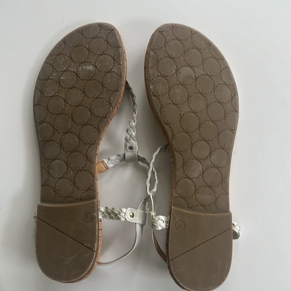 TALBOTS WHITE BRAIDED FLAT THONG SANDAL NWT Size 9 1/2 - Picture 4 of 5
